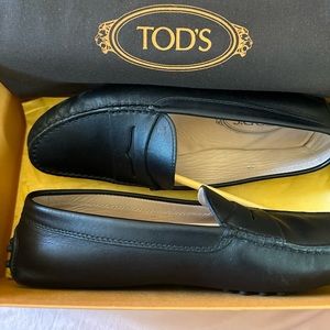 Tod’s Gommini Mocassino W Designer Loafer Sz38 
W/ original shoe box/dust bag
